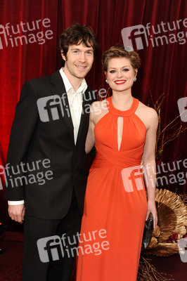 Selina Chilton mit Begleitung