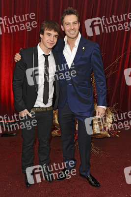 Nico Mirallegro, Ashley Taylor Dawson