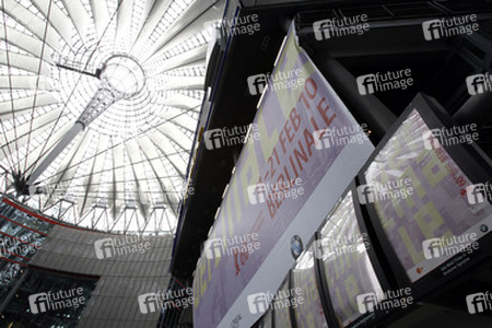 CineStar Kino mit Berlinale Plakat