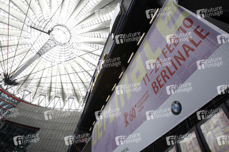 CineStar Kino mit Berlinale Plakat