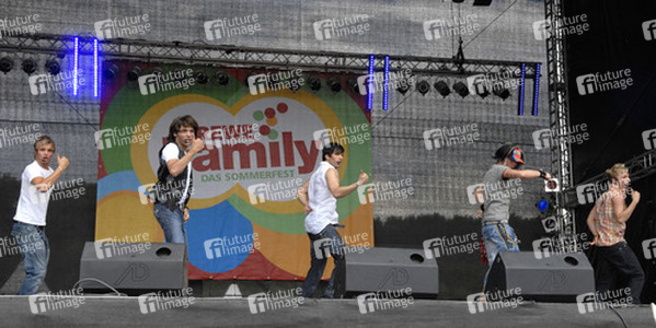 Chris Watrin, Vince Tomas, Jay Khan, Izzy Gallegos, Richie Stringini