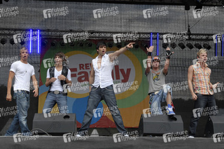 Chris Watrin, Vince Tomas, Jay Khan, Izzy Gallegos, Richie Stringini