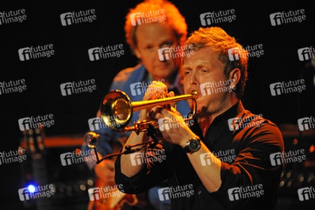 Lee Ritenour, Nils Wülker (The Hang All Stars)