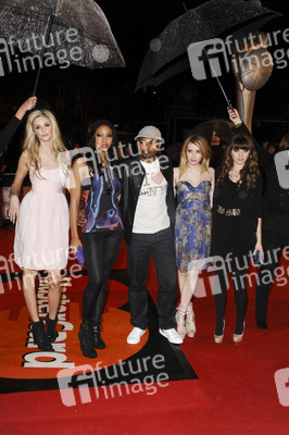 Tamsin Eggerton, Noel Clarke, Emma Roberts und Gäste