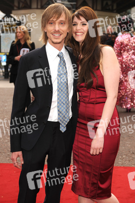 Mackenzie Crook, Gemma Arterton