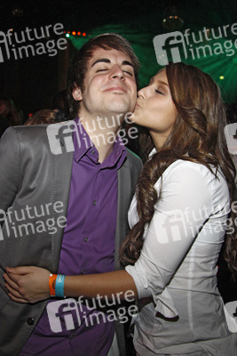 Linda Teodosiu mit Freund Simon Gincberg