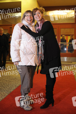 Gretchen Dutschke, Emily Cox