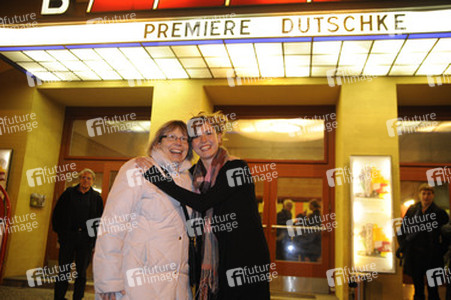 Gretchen Dutschke, Emily Cox