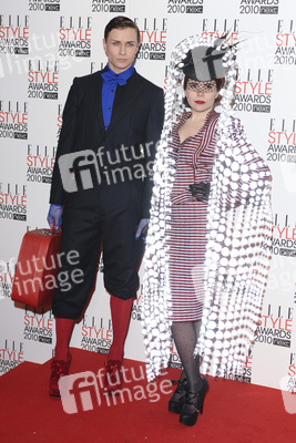 Paloma Faith mit Begleitung