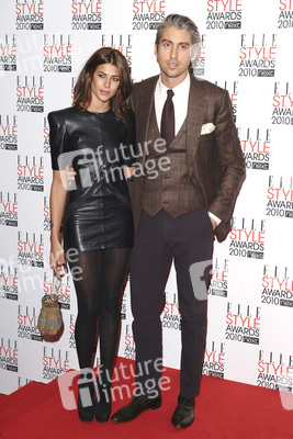 George Lamb mit Begleitung