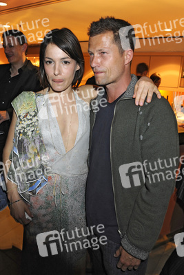 Nicolette Krebitz, Til Schweiger