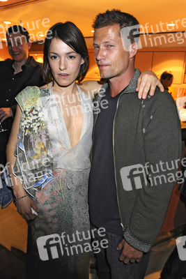 Nicolette Krebitz, Til Schweiger