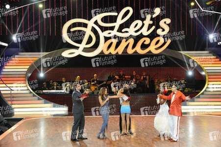 Daniel Hartwich, Nazan Eckes, Arthur Abraham, Nina Uszkureit, Motsi Mabuse, Rolfe Scheider