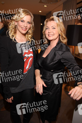 Eva Habermann, Jane Comerford