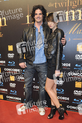 Tommy Reeve, Kaili Ma