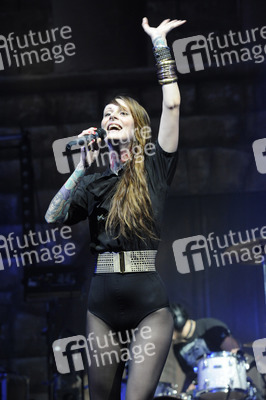 Jennifer Weist (Jennifer Rostock)