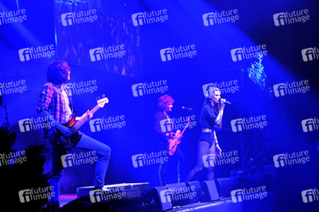 Christoph Deckert, Jennifer Weist, Alex Voigt (Jennifer Rostock)