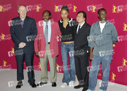Terry George, Paul Ruseabagina, Sophie Okonedo, Alex Kitman Ho, Don Cheadle