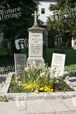Grab der Familie Mozart