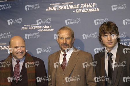 Andrew Davis, Kevin Costner, Ashton Kutcher