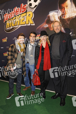 Granz Henman, Elyas M'Barek, Catherine Flemming, Reiner Schöne