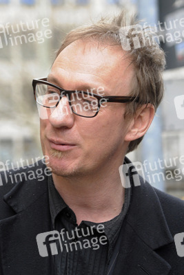 David Thewlis