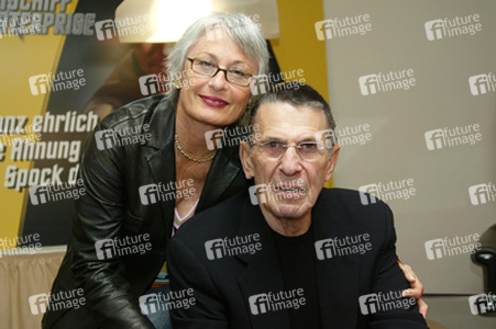 Susan Bay, Leonard Nimoy