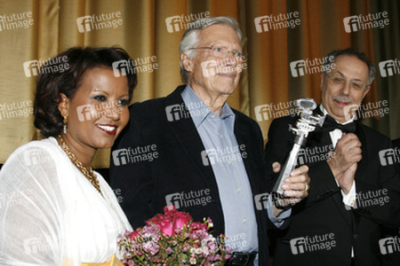 Karlheinz Böhm mit Gattin, Dieter Kosslick
