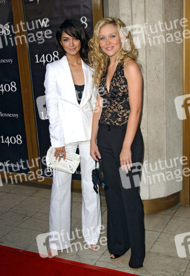 Nazanin Boniadi, Amanda Baker