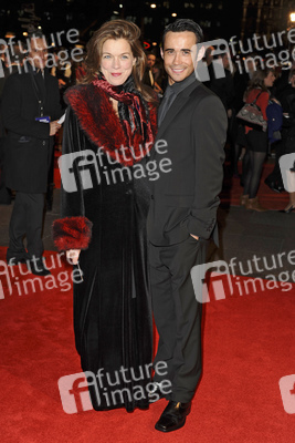 Janie Dee mit Begleitung