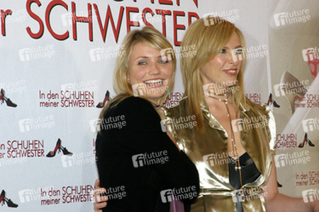 Cameron Diaz, Toni Collette
