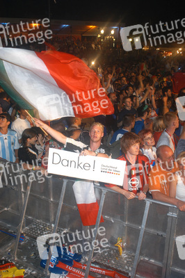 Italienische Fans feiern den WM-Sieg auf der Fanmeile