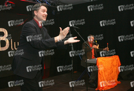 Nico Walser, Wolfgang Grieger