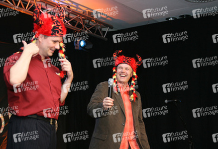 Nico Walser, Wolfgang Grieger