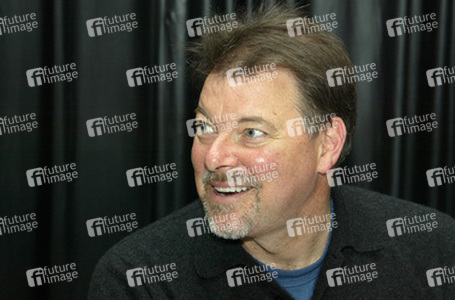 Jonathan Frakes
