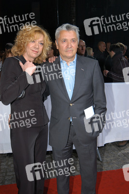 Henry Hübchen und Freundin Carmen