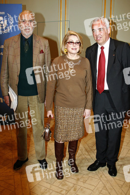 Christopher Lee, Catherine Deneuve, Hans-Reiner Schröder