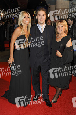 Christian McKay mit Begleitung