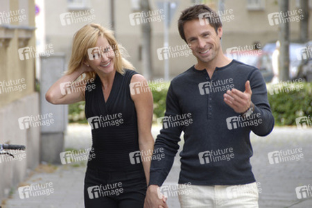 Rebecca Staab, William deVry