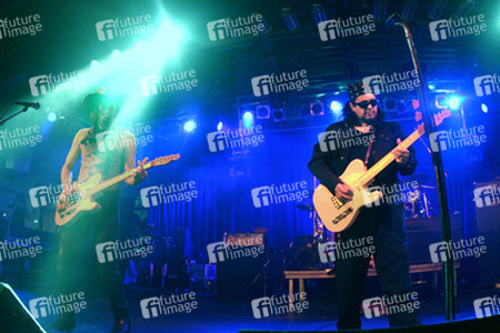 Steven Medina Hufsteter, Tito Larriva