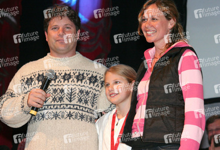 Sean Astin, Sarah McLeod