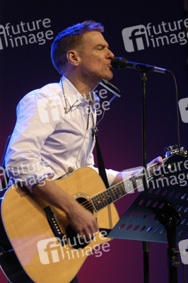 Bryan Adams