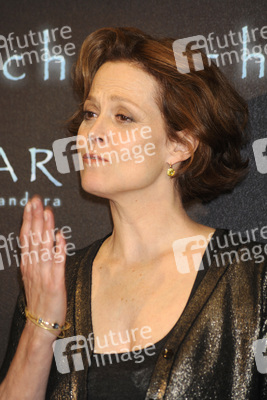 Sigourney Weaver