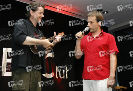 Nico Walser, Thommi Baake