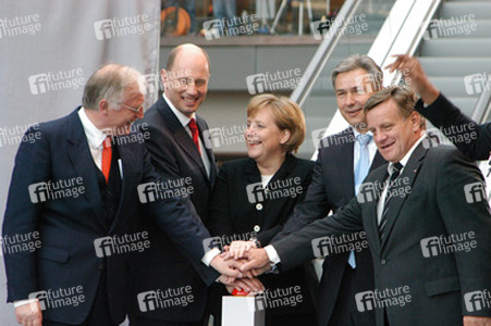 Günter Verheugen, Wolfgang Tiefensee, Angela Merkel, Klaus Wowereit, Hartmut Mehdorn