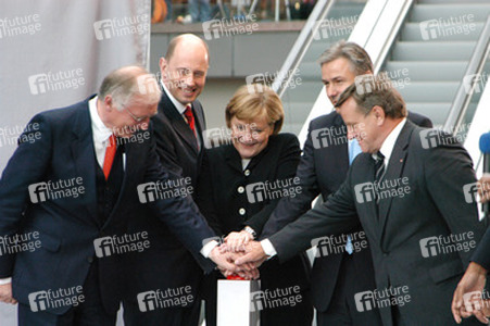 Günter Verheugen, Wolfgang Tiefensee, Angela Merkel, Klaus Wowereit, Hartmut Mehdorn