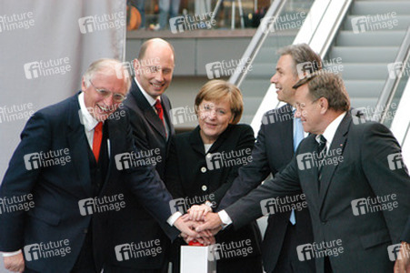 Günter Verheugen, Wolfgang Tiefensee, Angela Merkel, Klaus Wowereit, Hartmut Mehdorn