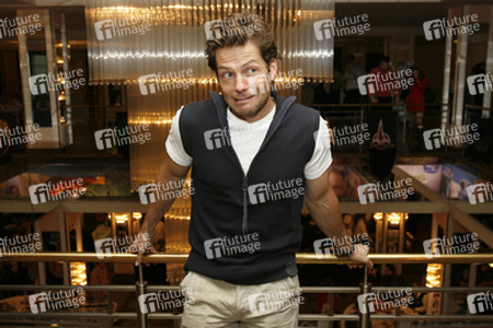 Jamie Bamber