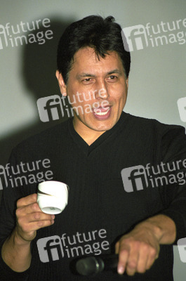 Robert Beltran
