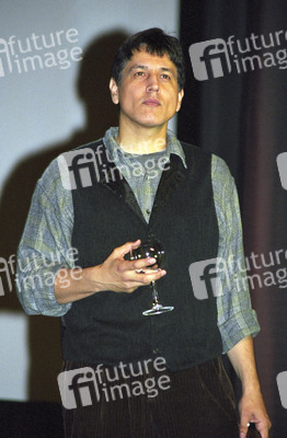 Robert Beltran